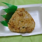 おにぎり店さくら - おこわ 120円外税