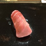 日本橋蛎殻町 すぎた - 中とろ（2016/8）