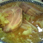 麺家 ぶんすけ - 味噌旨辛ラーメンの濃厚スープ！