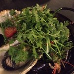 サロス．ナイトマルシェ - 新鮮魚介のパクチーアヒージョ 1280円