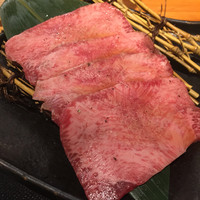 熟成ホルモン・山形牛 炭火焼肉 牛語 - 