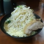 ラーメン二郎 - 小ラーメン野菜ニンニクマシマシ