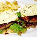 エッグスベネディクト
          -フォアグラとローストビーフ-