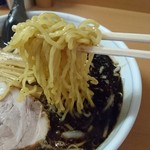 らーめん爐 - 麺アップ