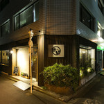 日本酒 炉端焼き 郷味 - 秋葉原の首都高沿いから、一本入った角ビルです