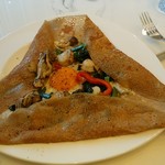 Galette & Crepe Rozell - 本日のガレットは、「ホタテと法連草のガレット」を選びました。