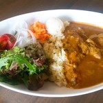 PUAPUA footballbar atsugi  - バターチキンカレー980円