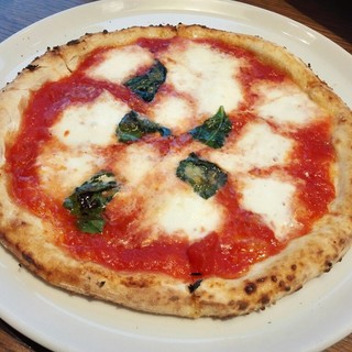 SALVATORE CUOMO&BAR_1