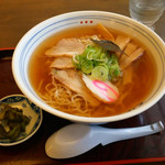 そば処　すぎ - 飛魚だしのしょうゆラーメン