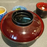 酉昇 - 配膳