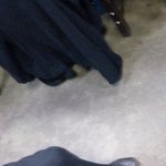 明治屋 - 床はコンクリート剥きっぱなしです