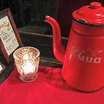 旧ヤム邸 - 卓上