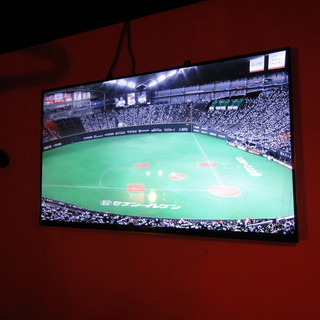 大型TV完備！食べてよし、飲んでよし、スポーツ観戦もできる◎