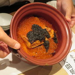 くろぎ - 鮭とイクラ、キャビアの炊き込みご飯1