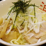 東京麺珍亭本舗 - 油そば(別アングル)