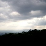 霧島温泉ソサエティ - 雲海というのかな、神秘的で神話のふるさとっぽいです。