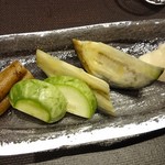 江戸前 鮨 服部 - ◎お新香がまた、美味しい箸休め