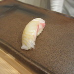 鮨 十兵衛 - ①真鯛昆布〆