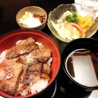 赤坂 津つ井 総本店 - 