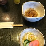 とんかつあさくら - 切り干し大根と浅漬け