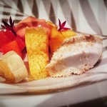 レストラン サンパウ - マンゴー 沖縄(皿に葉を乗せた状態)