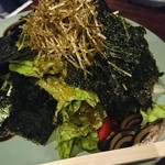 Akita Nagaya Sakaba - レタスと海苔のサラダ