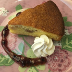 TAKA - フランス地方菓子☆ ナイフでかっちりなケーキ☆美味しい