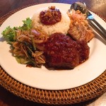 Salam Legian - 豚肉のトマト煮込み880円