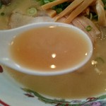 天下一品 - 屋台の味はサラッとした濃度。