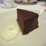 銀座 ハプスブルク・ファイルヒェン - ザッハトルテ　外側面写真