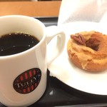 TULLY'S COFFEE - コーヒーとオールドファッションキャラメルピーカンナッツ　①