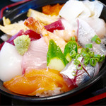 2016/8/12  海鮮丼〜〜定食  1,000円