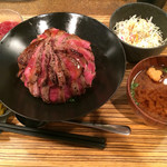 佰食屋 - ステーキ丼（肉ダブル）定食