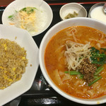 Hontanron - 担々スープ刀削麺セット