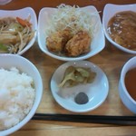 富富 - 本日のランチ@880