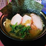 王道家 - チャーシューメン 硬め濃いめ多め