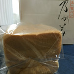 乃が美 はなれ - 高級「生」食パン 2斤♤税抜800円
            賞味期限は3日で