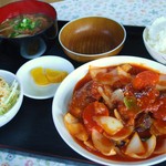 やわらかソーキのチリソース全体写真