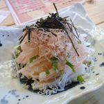 磯家 - 大根サラダ
