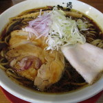 麺匠 中うえ  - 淡麗醤油らーめん　７００円