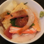 Sushidokoro Yasu - 海鮮丼アップ