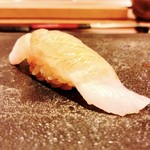 鮓 きずな - H28.9　熟成クエ（11日間塩だけで熟成）