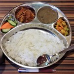 ネパール民族料理店 ネワーダイニング - ダルバトー　500円