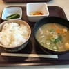 フードテラス たびーとキッチン