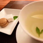 デュ・ヴァン・ハッシシ - 