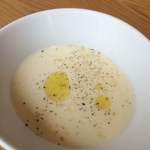 ワイエスシー スペースアンドカフェ ヨコハマ - ジャガイモの冷製スープ