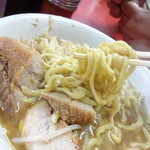 ラーメン二郎 - 小ブタ