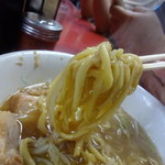 ラーメン二郎 - 小ブタ