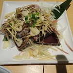 九州名物とめ手羽 - 枕崎産カツオのタタキ