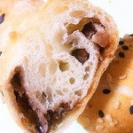 パン工房るばーと - 小豆￥１７０